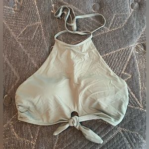 La Vie en Rose green bathing suit bikini top